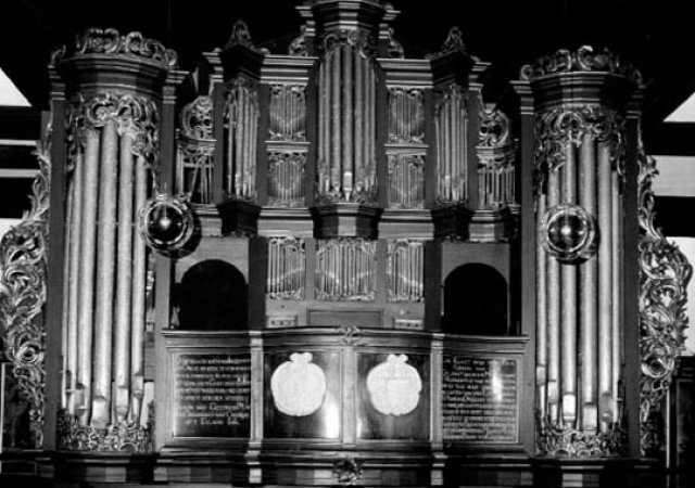 Orgelprospekt vor dem Orgelneubau (1984)