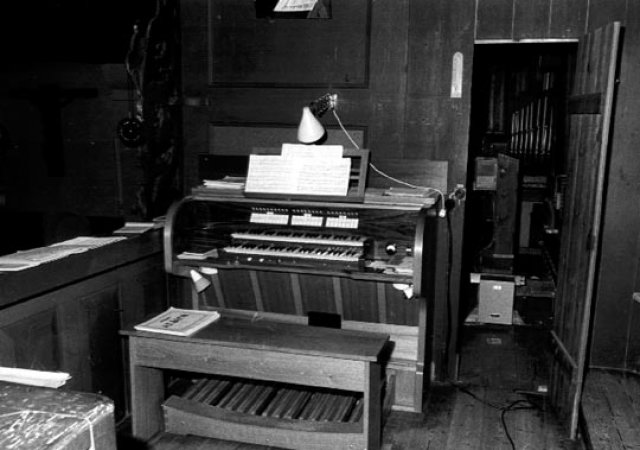Elektrischer Spieltisch der Marcussen-Orgel